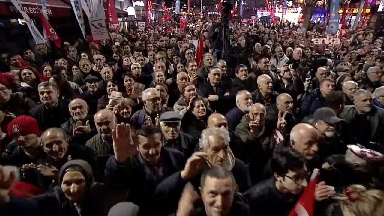 CHP'den Kağıthane mitingi: On binlerce kişi bir arada