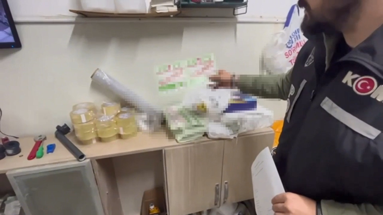 İki ilde operasyon: Tonlarca sahte içki ele geçirildi