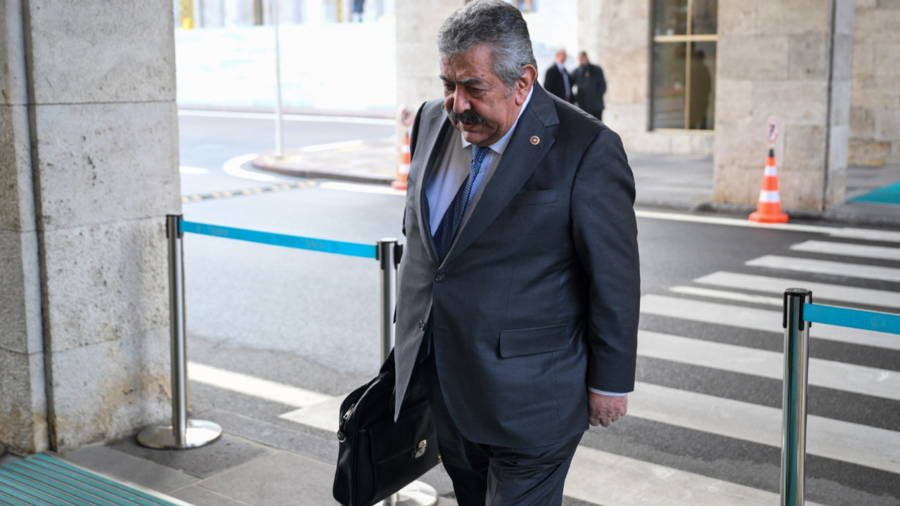 Komisyon son düzlükte: MHP'den 'üniter yapı' uyarısı geldi