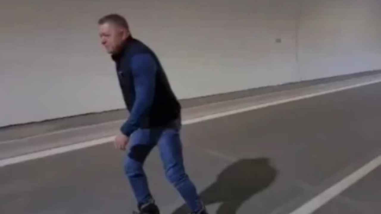 Slovakya Başbakanı'ndan paten şov