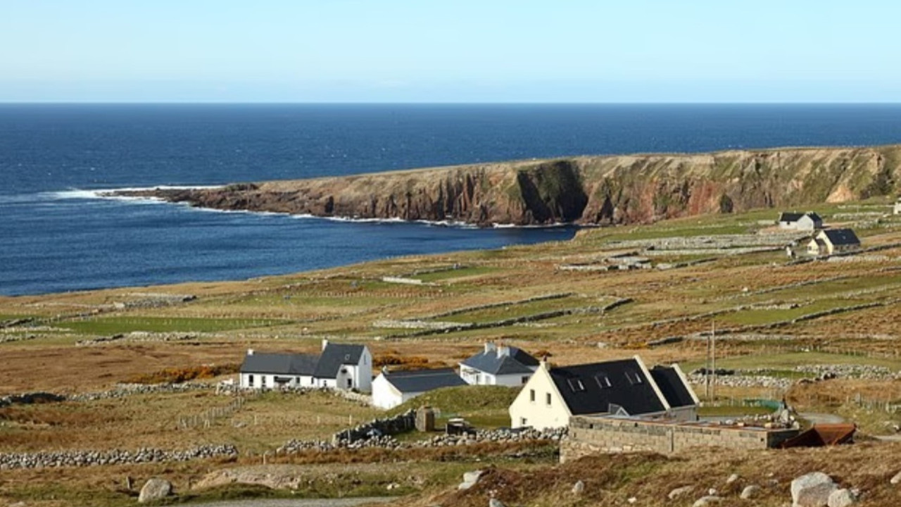 Ücra adada yeni yıl iki hafta geç geliyor