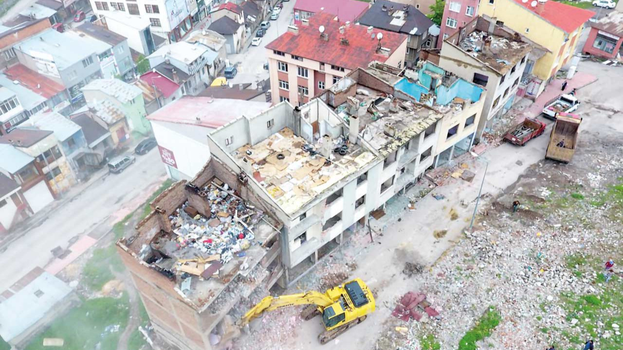 Kentsel dönüşüm kiraya takılıyor