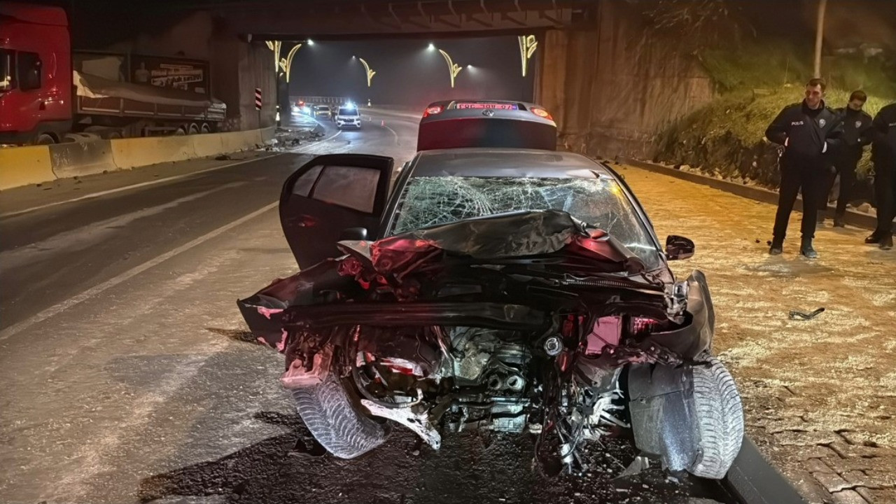 Polisten kaçıyordu: Otomobil tanınmaz hale geldi
