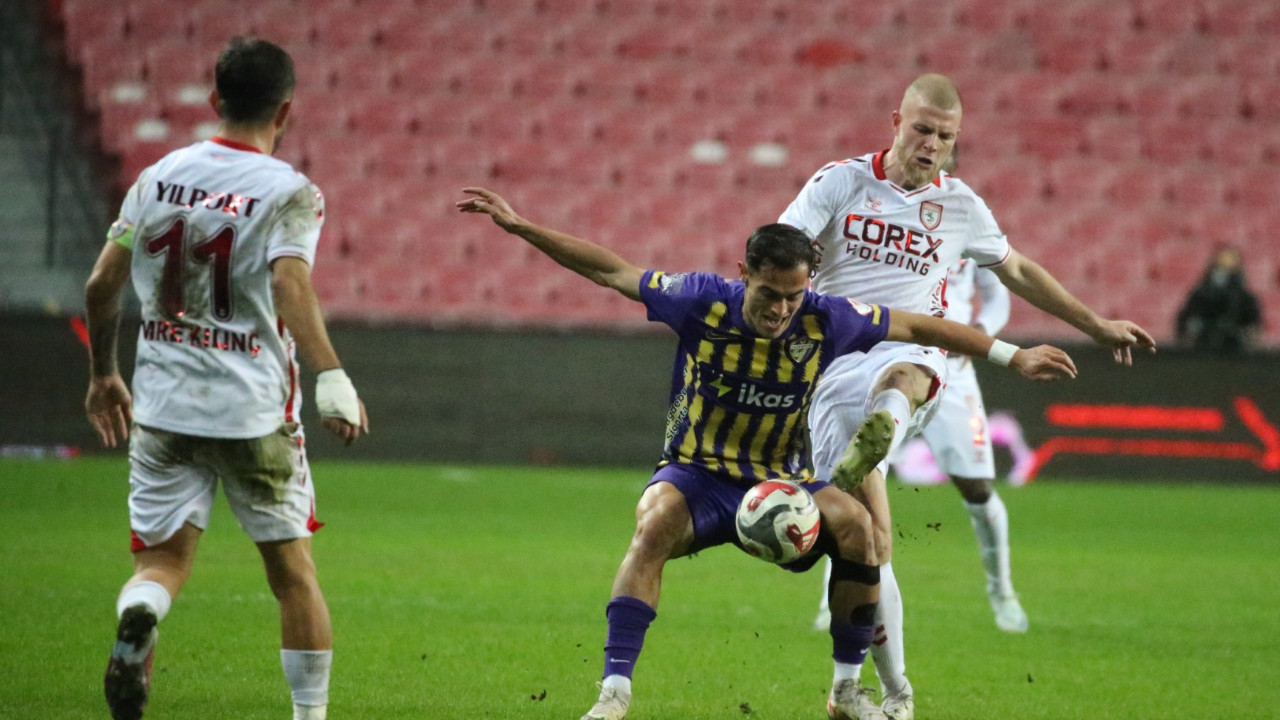 Samsunspor, kupaya galibiyetle başladı: Eyüpspor'u 2 golle geçti