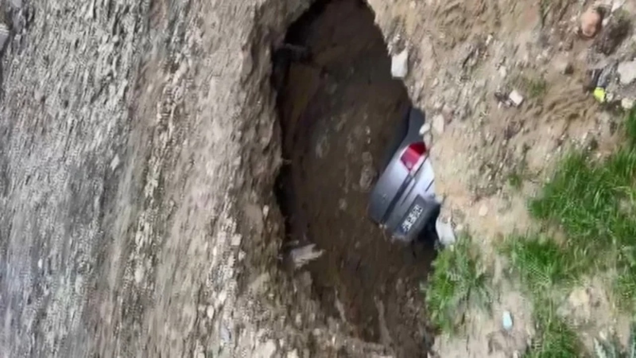 Otomobili obruğa düştü: Hiç üzülmedim, sevindim