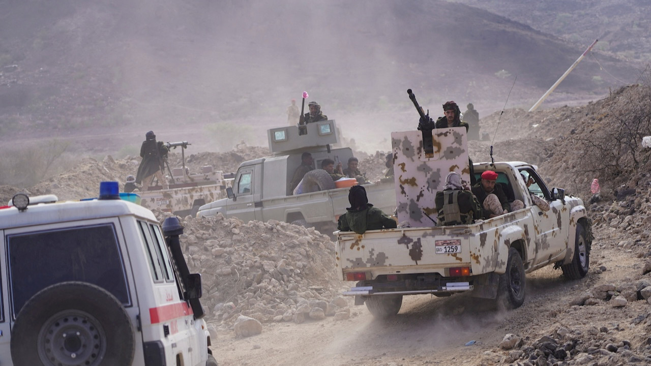 Yemen'de tansiyon yüksek: Askeri hareketlilik artıyor