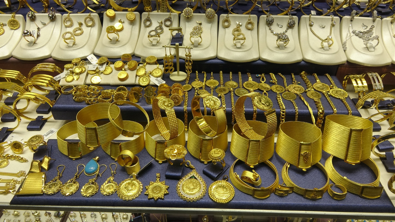 Altın rekoru takıları uçurdu: 6 milyon liralık bilezik şaşırttı