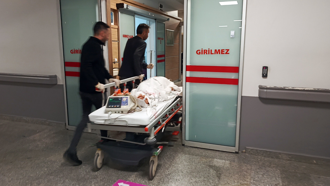 Ayrıldığı kadına pusu kurup bıçakladı