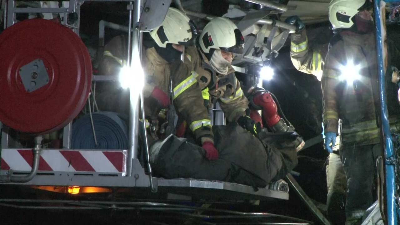 Başakşehir Atatürk Oto Sanayi Sitesi'nde yangın: 1 ölü, 1 yaralı