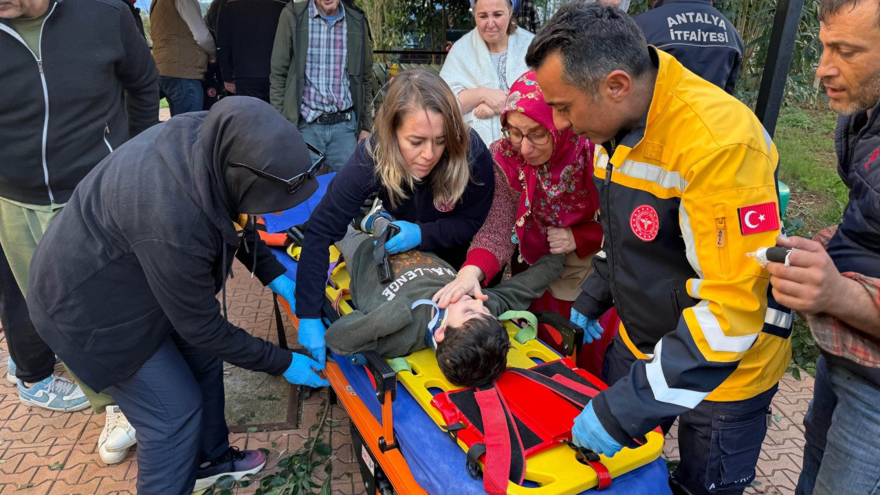 Foseptiğe düşen 6 yaşındaki Eyüp kurtarıldı