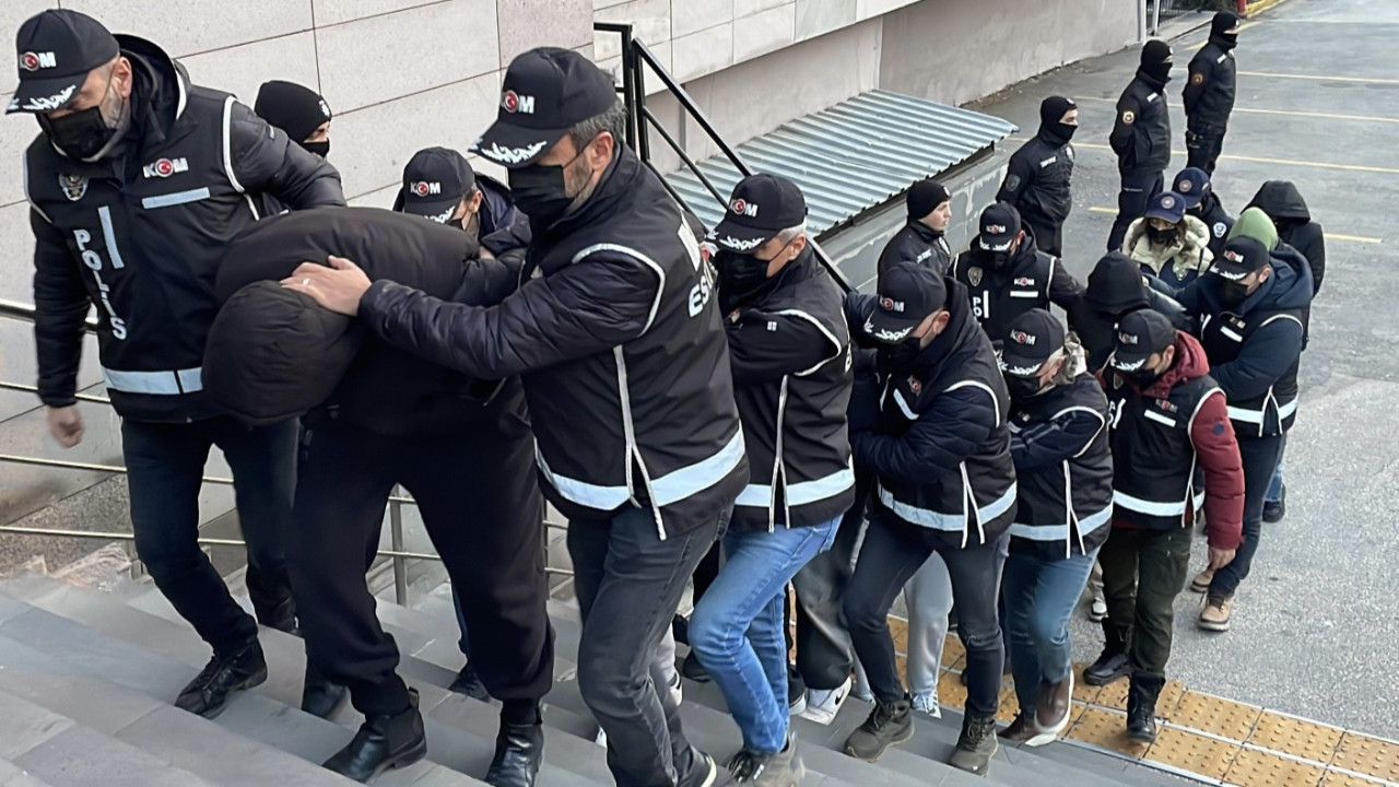 Granit eşyaları mermer diye piyasaya sürdüler