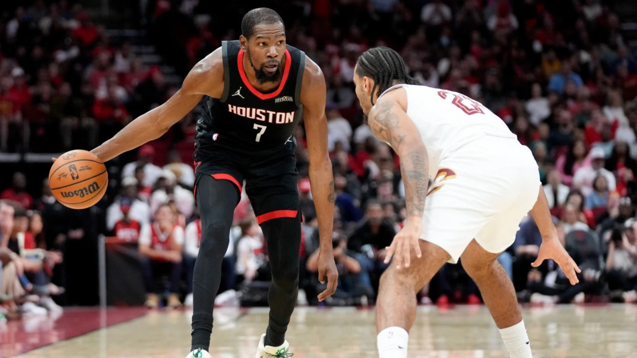 Alperen'in yokluğunda sazı Kevin Durant aldı: Houston, Cleveland'ı devirdi