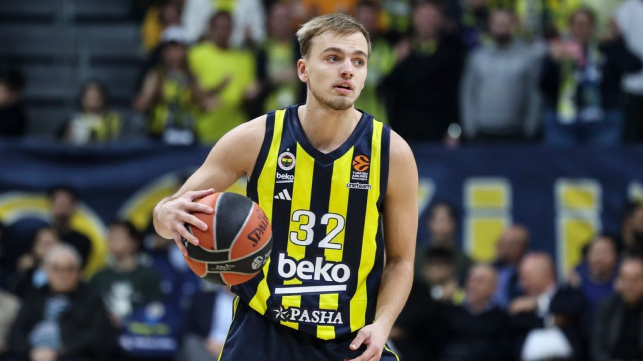 Fenerbahçe Beko'ya Arturs Zagars'tan çok kötü haber