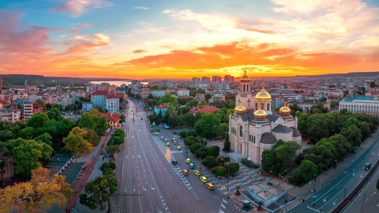 Komşunun para birimi 1 Ocak'ta değişiyor