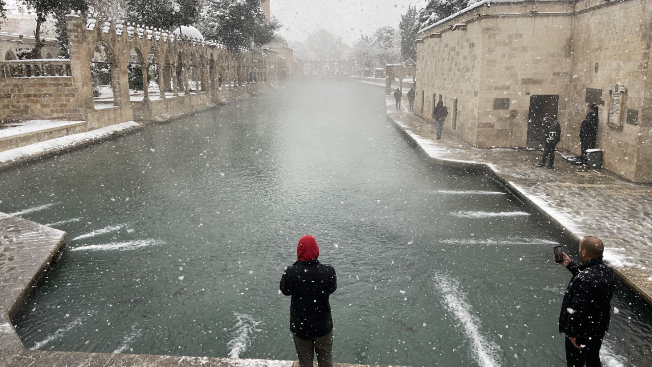 Balıklıgöl gelinlik giydi