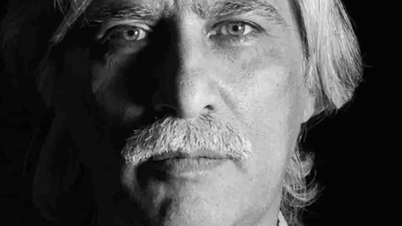 İranlı sinema efsanesi hayata veda etti