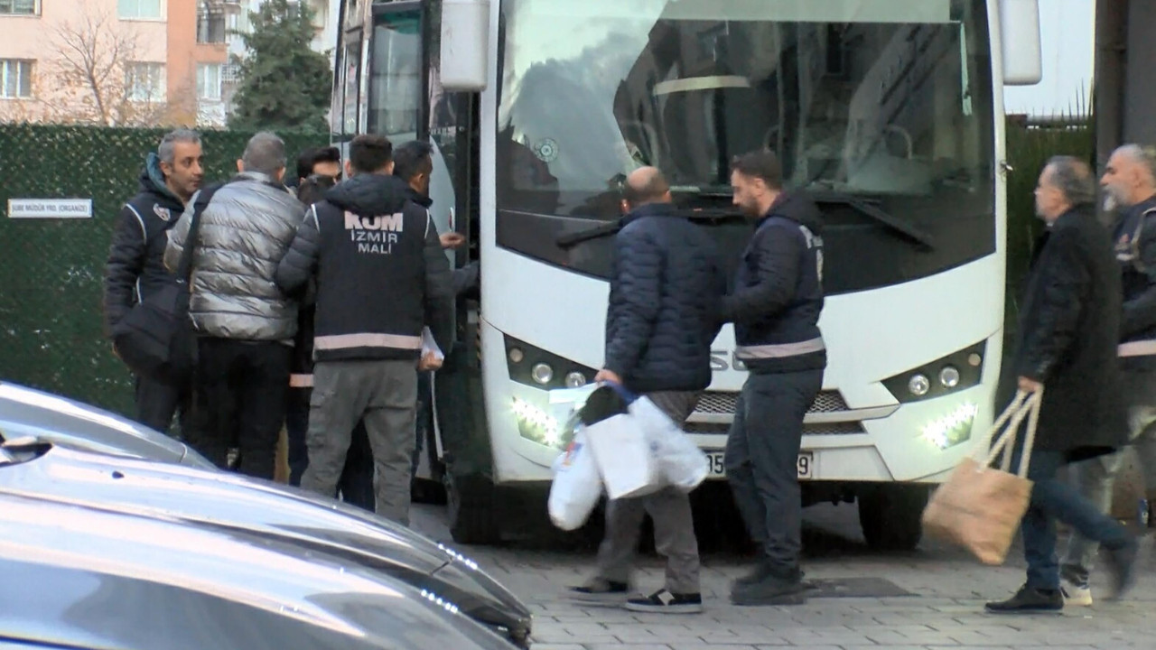 İzmir'deki zimmet operasyonunda 9 şüpheli adliyede