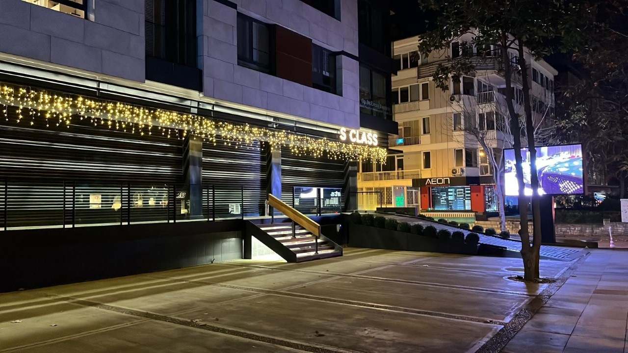 Kadıköy’deki lüks oto galerisinde büyük vurgun iddiası