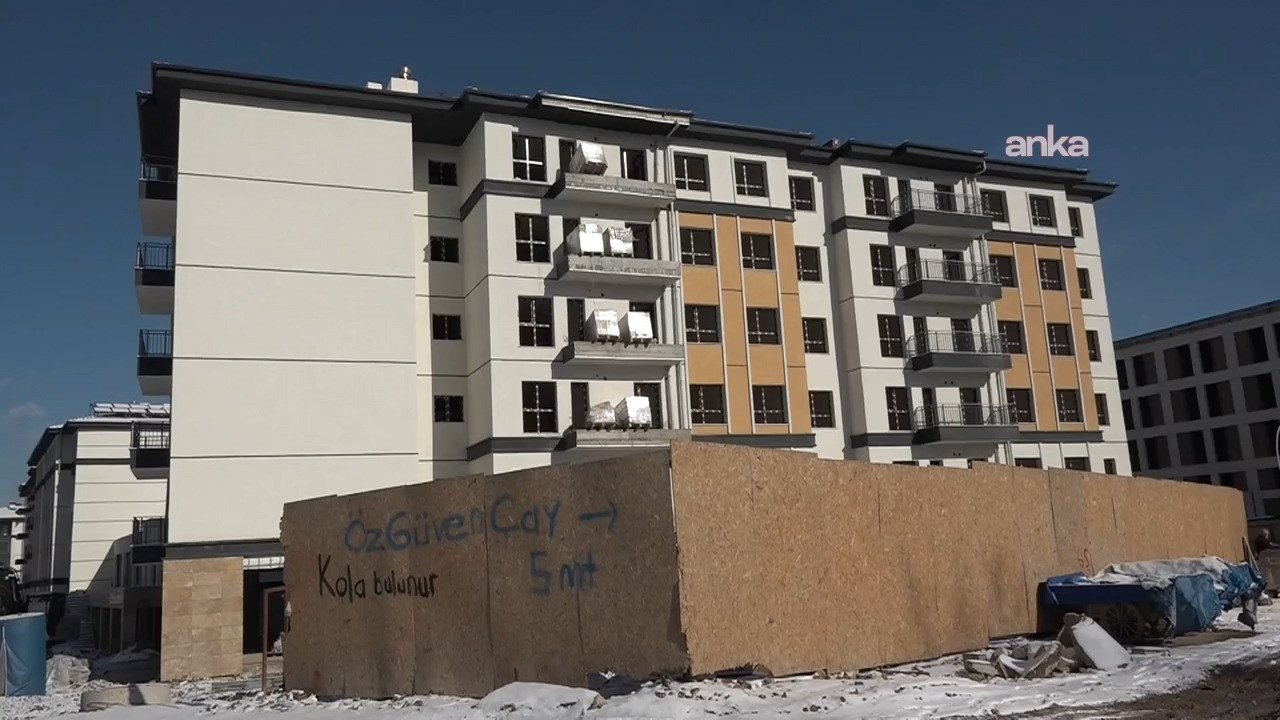 Rezerv alan eylemi: 3 gün oturmamış kişiye yer verdiler