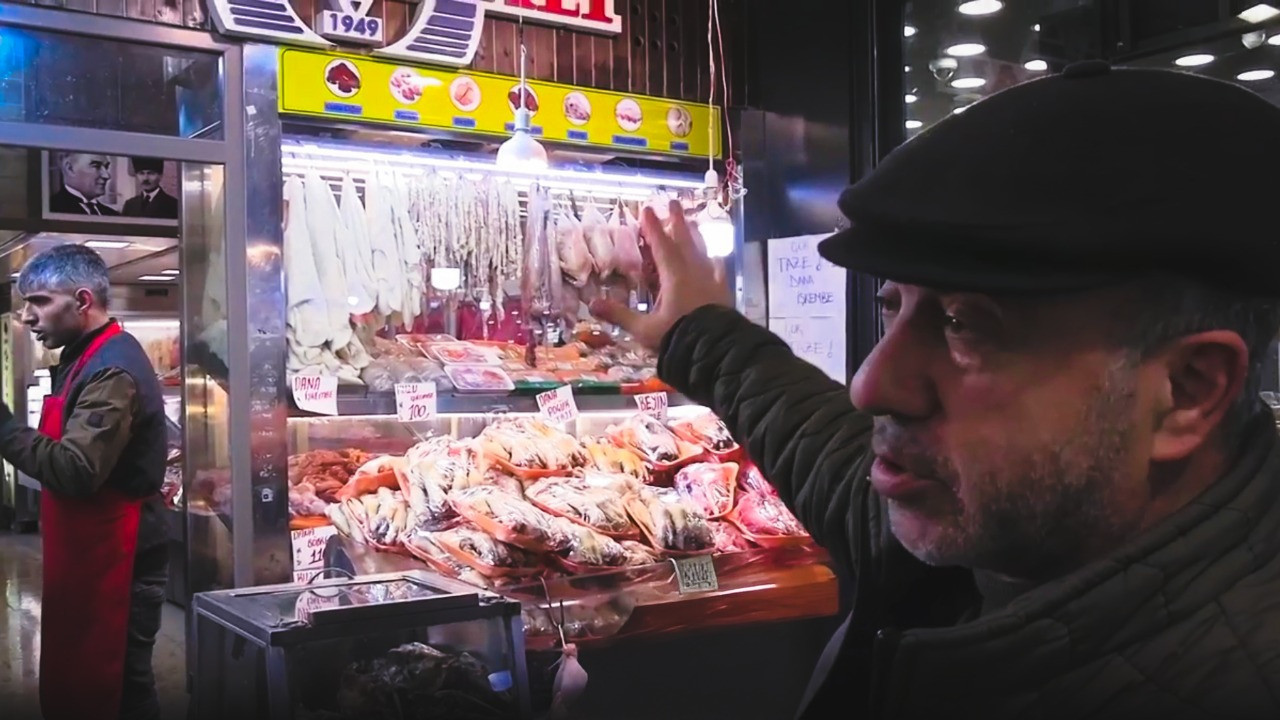 Yılbaşı öncesi isyan etti: Geçen sene 100 - 150 tane vardı, bu yıl asmadık