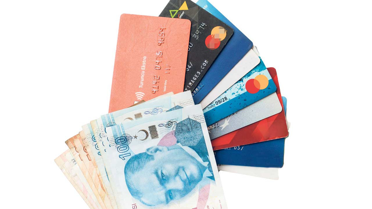 Kart limitleri, milli gelirle yarışıyor