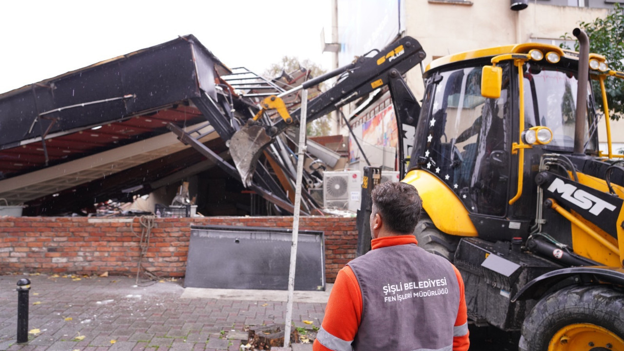 Müşteriler zehirlenmişti: O kebapçı yıkıldı