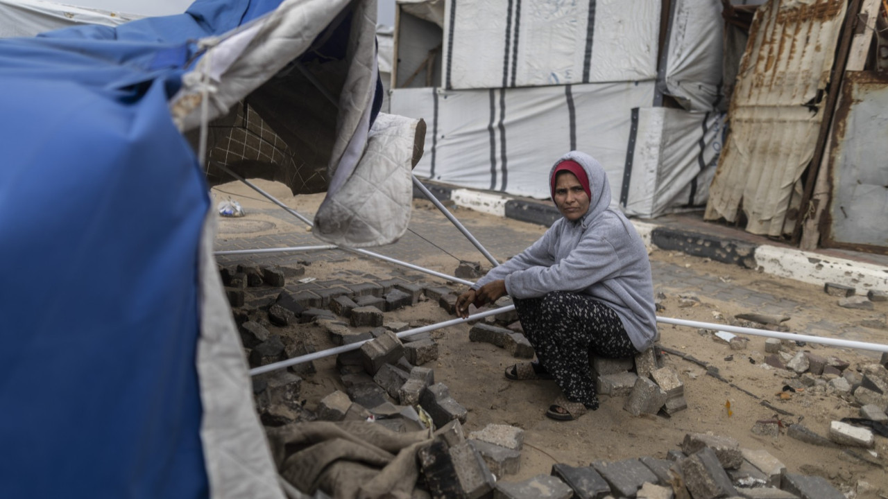 Yaşam mücadelesi bitmiyor: Yeni yıla böyle giriyorlar