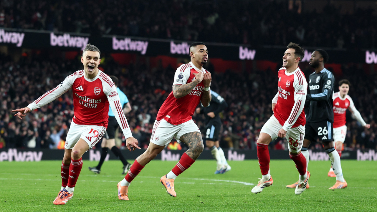 Arsenal, Fenerbahçe'nin rakibi Aston Villa'ya dur dedi: 11 maçlık serisini 4 golle bitirdi