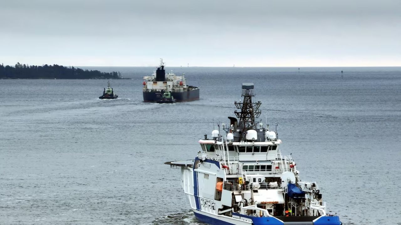 Baltık Denizi'nde sabotaj alarmı: Finlandiya gemiyi kontrol altına aldı