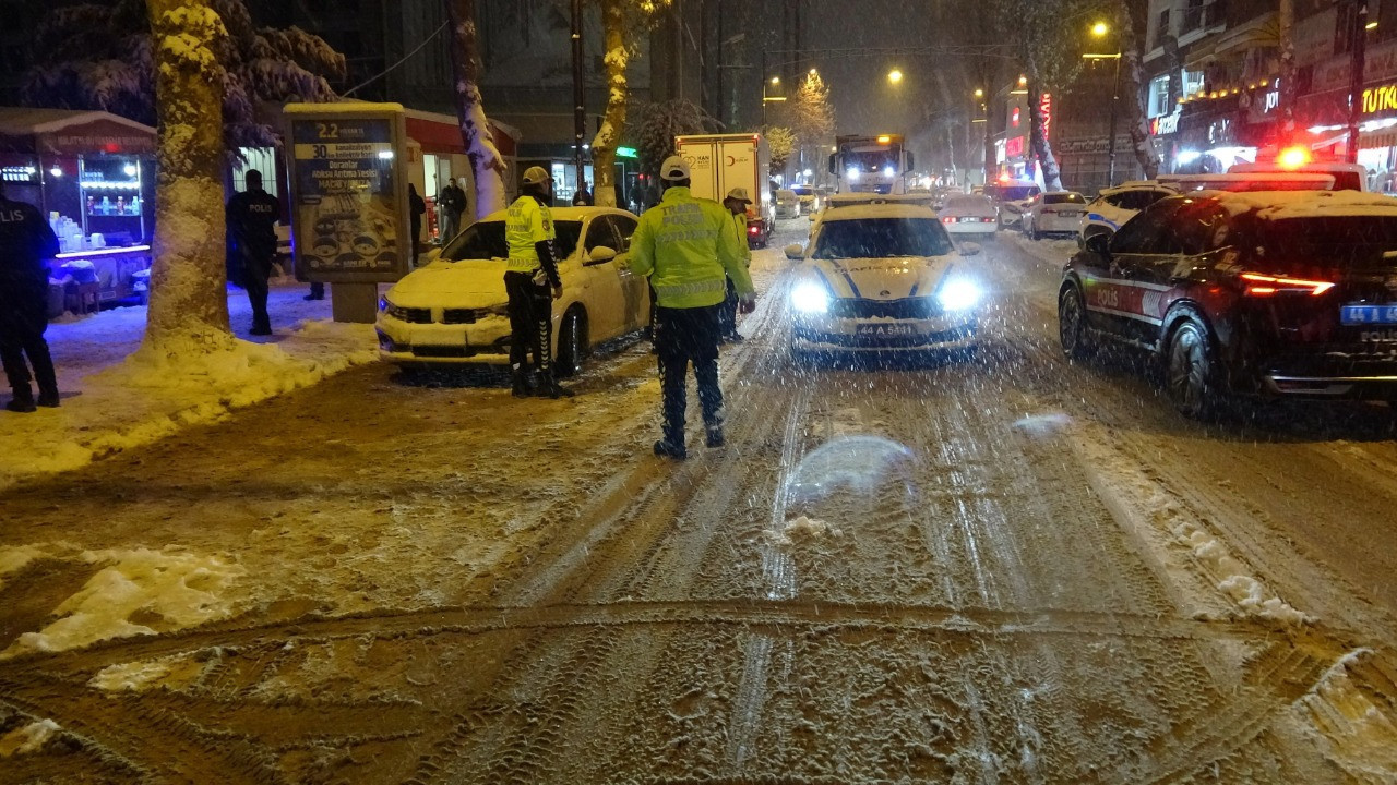 Kadınların kavgasında kan döküldü: 1 ölü, 1 yaralı