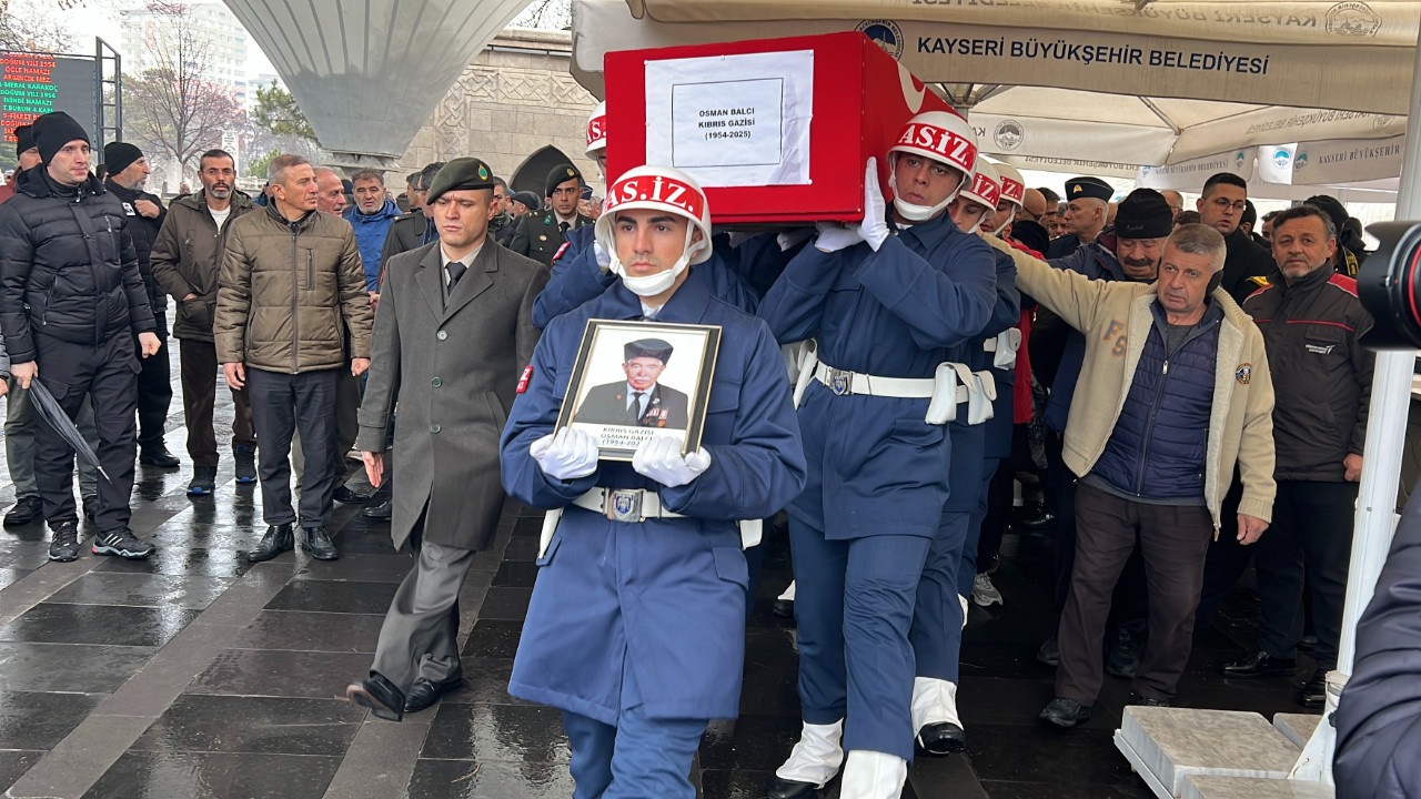 Kayseri’de kazada ölen Kıbrıs gazisi toprağa verildi