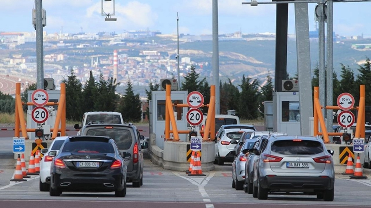 Otoyol ve köprü geçiş ücretlerine zam: Yeni tarife 1 Ocak'tan İtibaren geçerli olacak