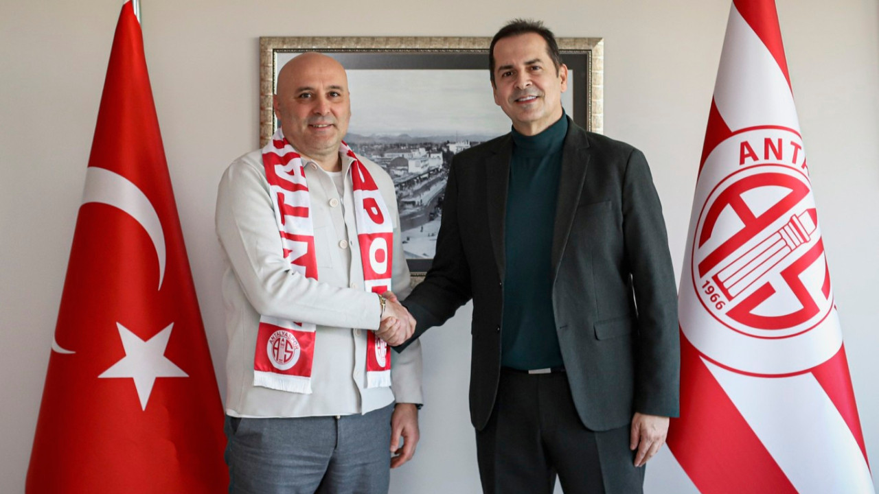 Antalyaspor Erol Bulut sonrası yeni hocasını buldu