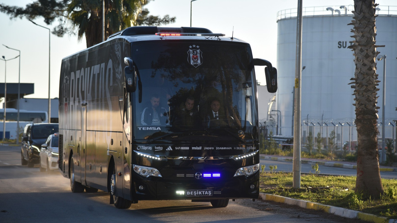 Beşiktaş, kamp için Antalya'ya vardı