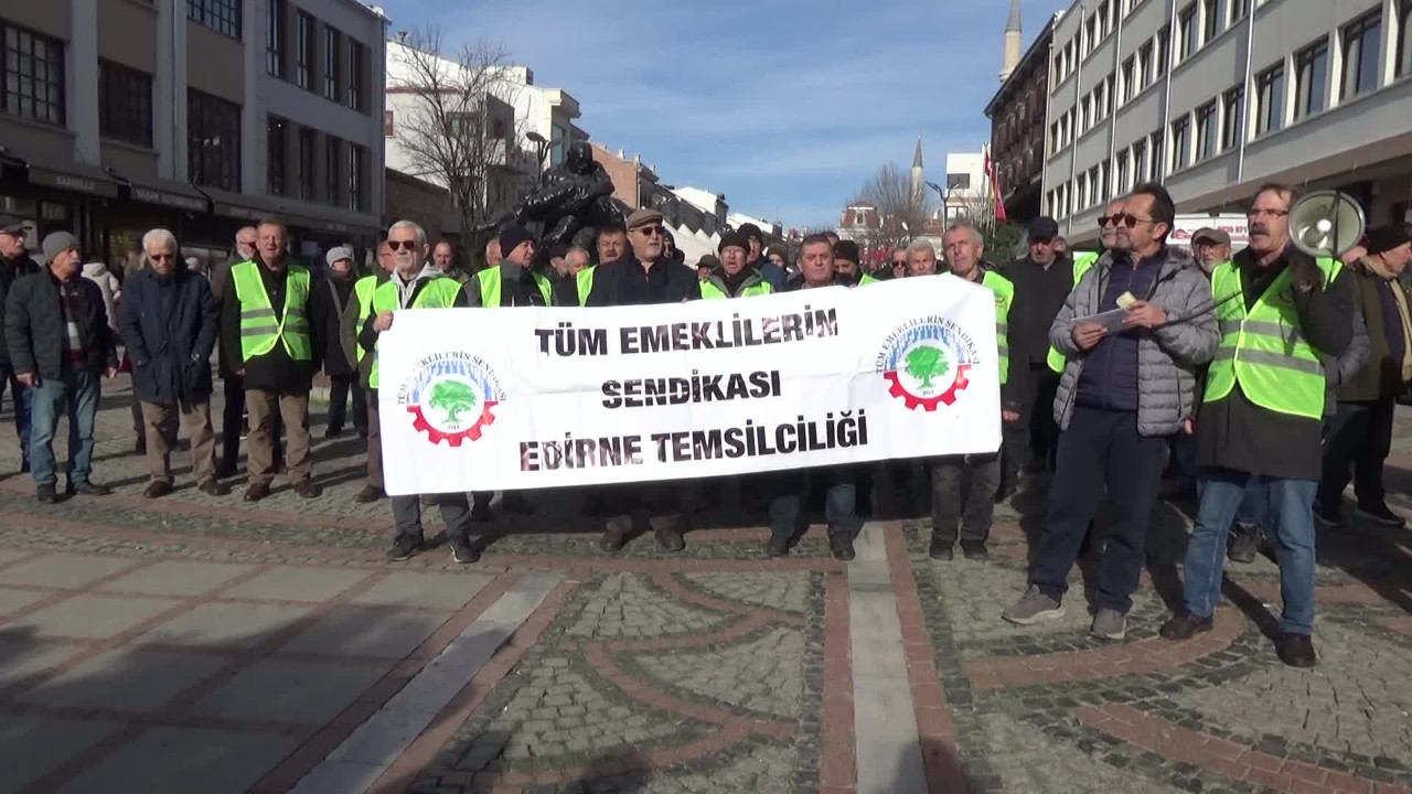 Emekliler 20 bin lira seyyanen zam istiyor