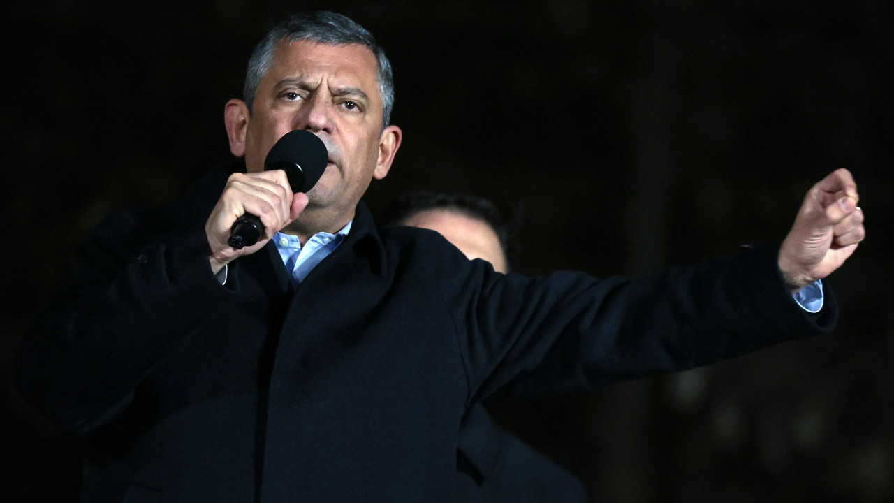 Özgür Özel: Kutuplaşma bitsin, AKP ve MHP'li başkanları her yere çağıracağız