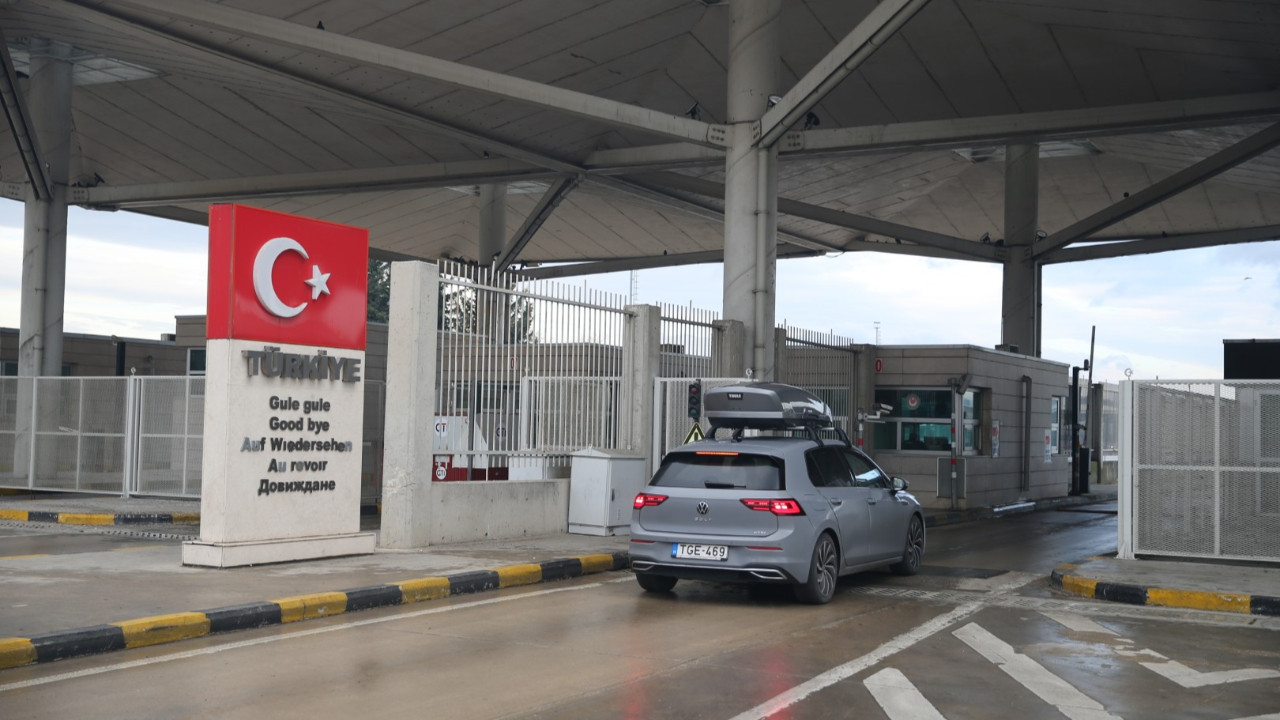 Avrupa'ya açılan kapılardan 15 milyon kişi geçti