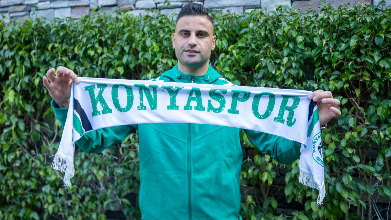Başakşehir'den ayrılan Deniz Türüç, 2.5 yıl Konyaspor'da