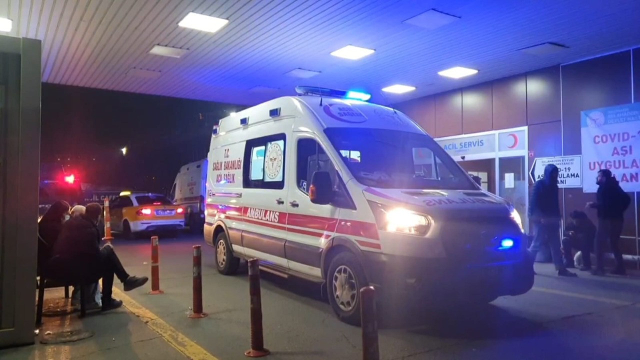 Husumetlisini sitenin bahçesinde pompalı tüfekle vurarak öldürdü