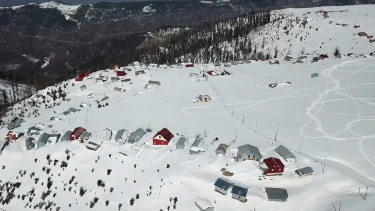Kar rekorunu Düzce kırdı