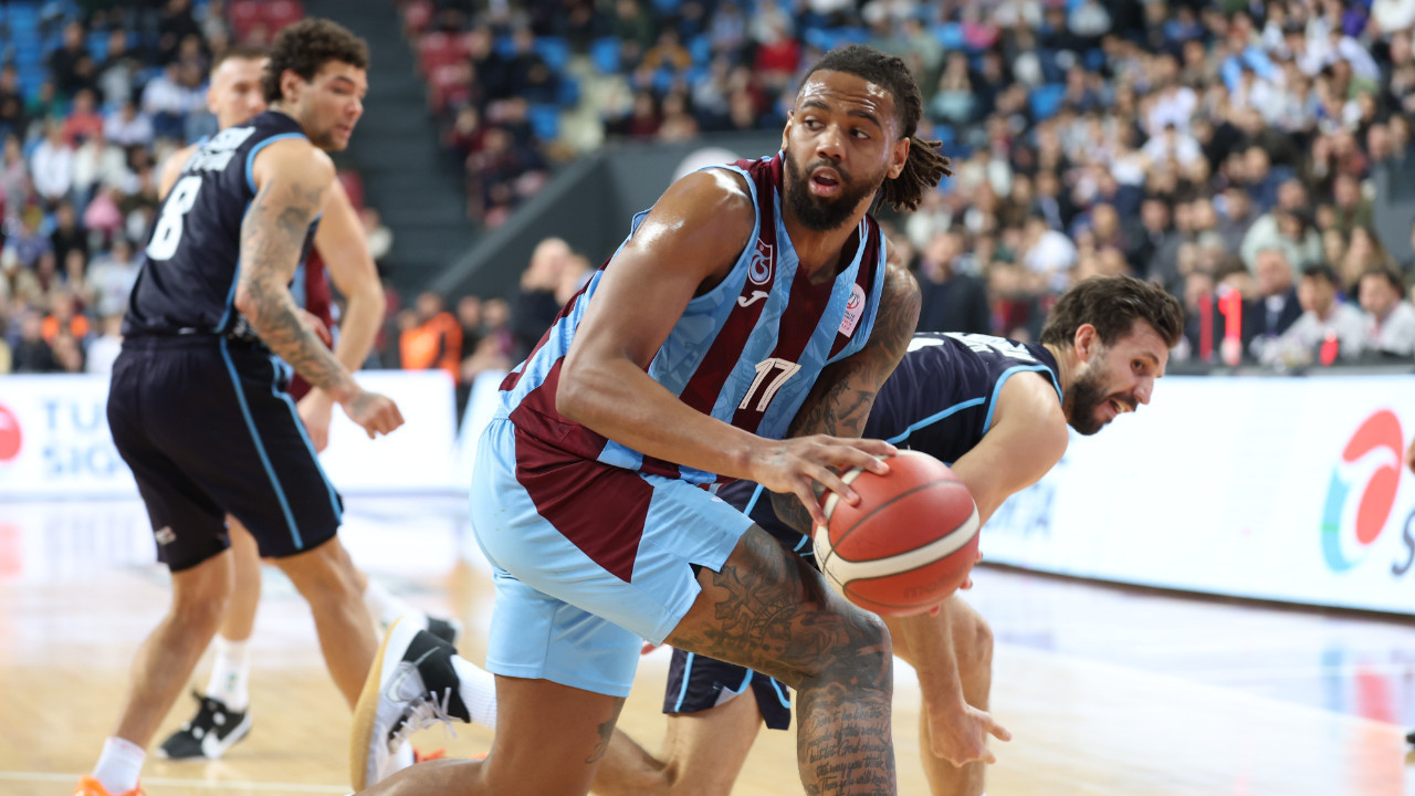 Marcquise Reed şov yaptı: Trabzonspor, evinde Türk…