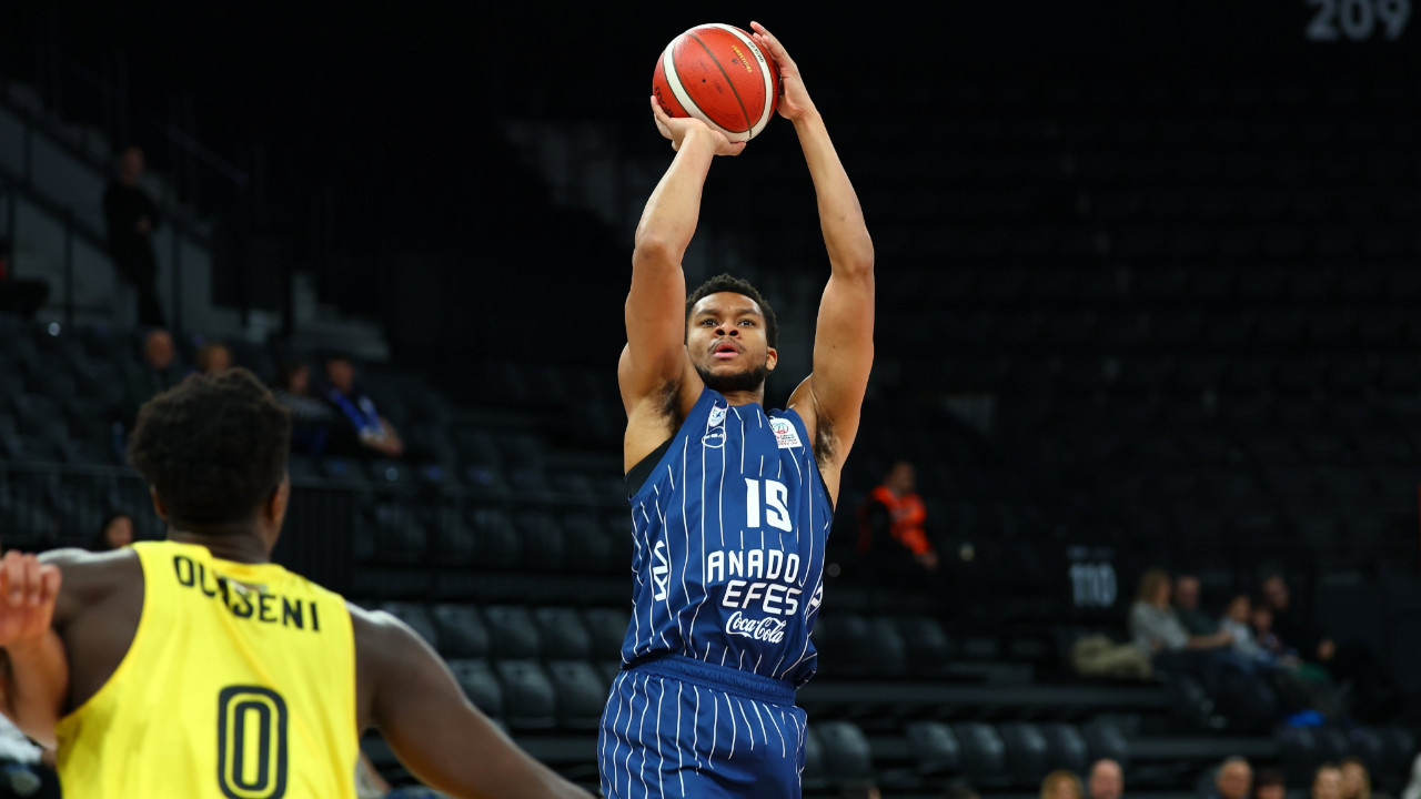 Anadolu Efes, Mersin Spor karşısında zorlanmadı: 93-80