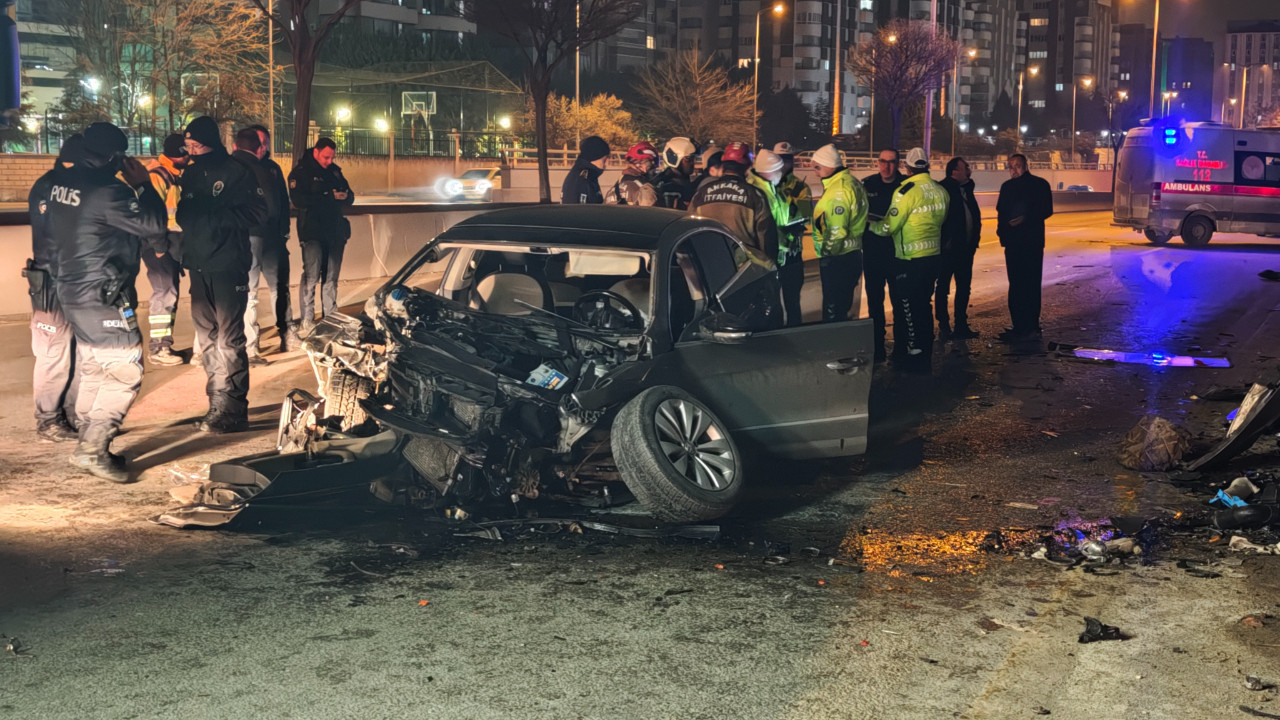 Ankara'da feci kaza: Ölü ve yaralılar var
