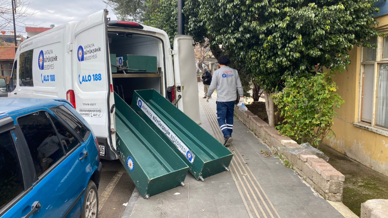 Antalya’da dehşet: Anne ve 7 yaşındaki kızını katletti, Ankara’da teslim oldu