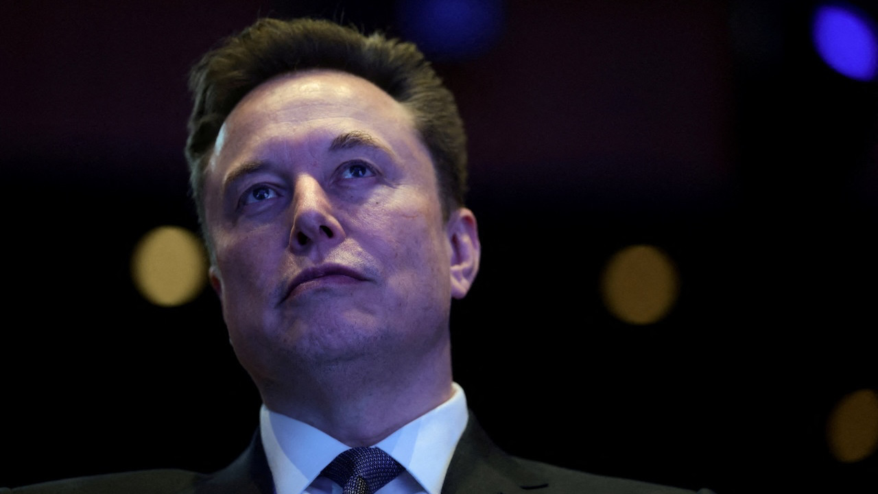 Elon Musk'tan Venezuelalılara müjde: Herkese ücretsiz