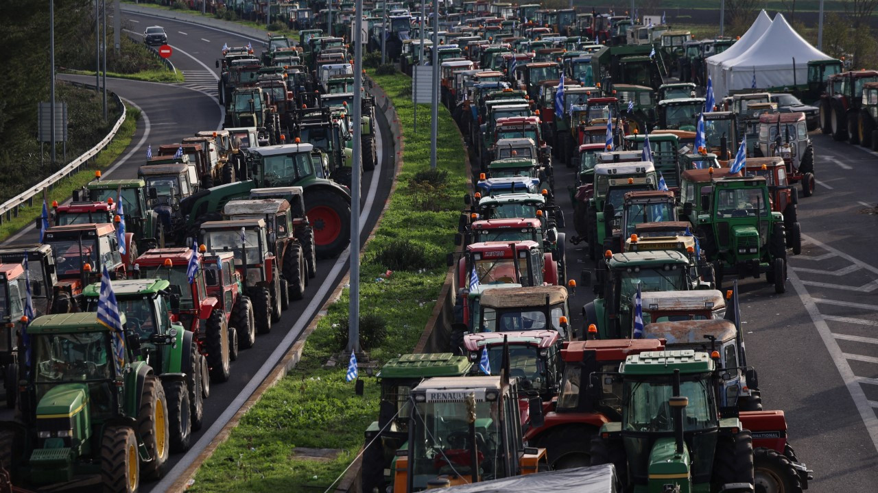 Komşuda çiftçiler sınır kapılarını kapatacak