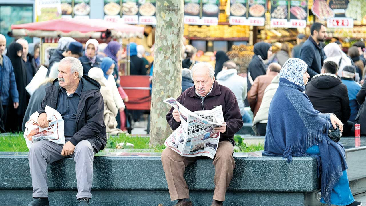 Emekli yasa bekleyecek