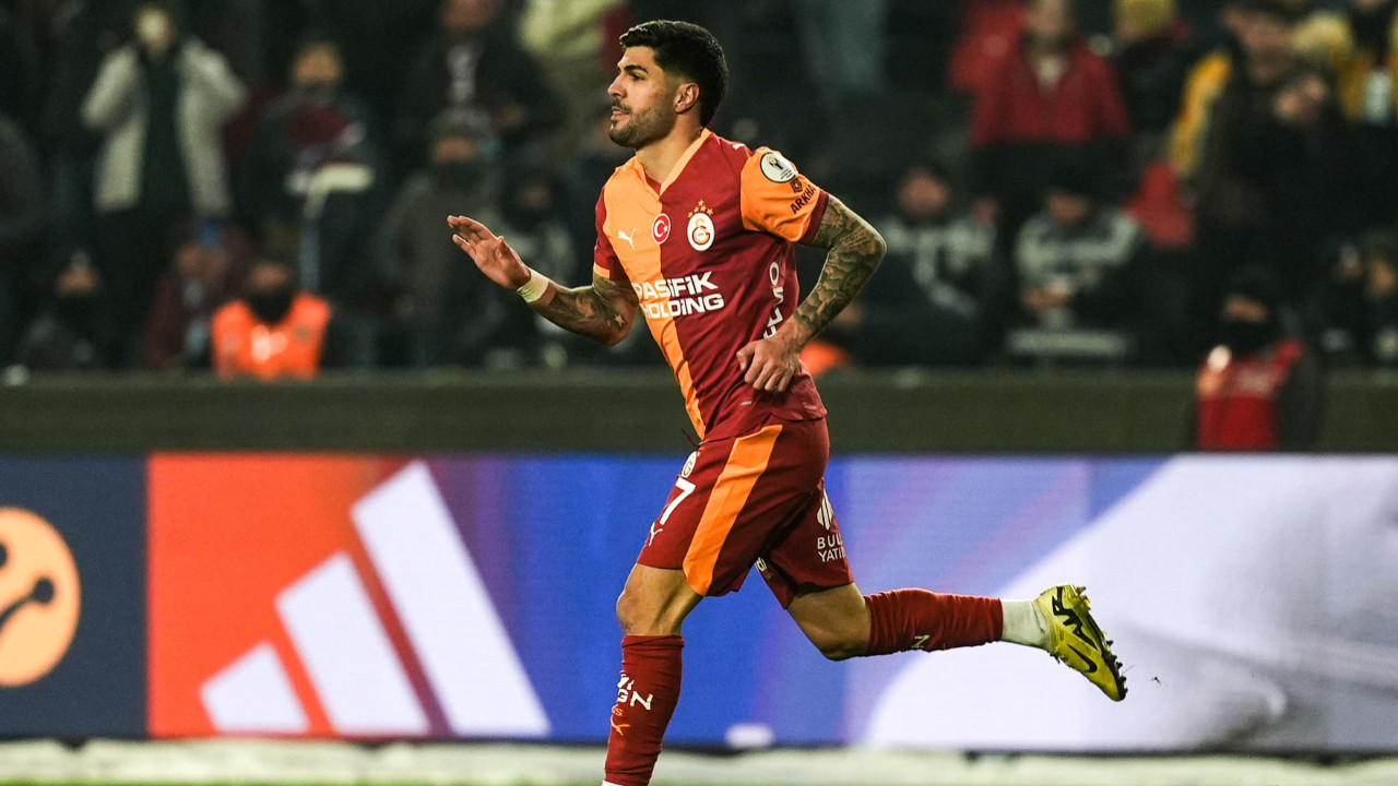 Eren Elmalı bahis cezasından golle döndü: Okan Buruk'a koştu