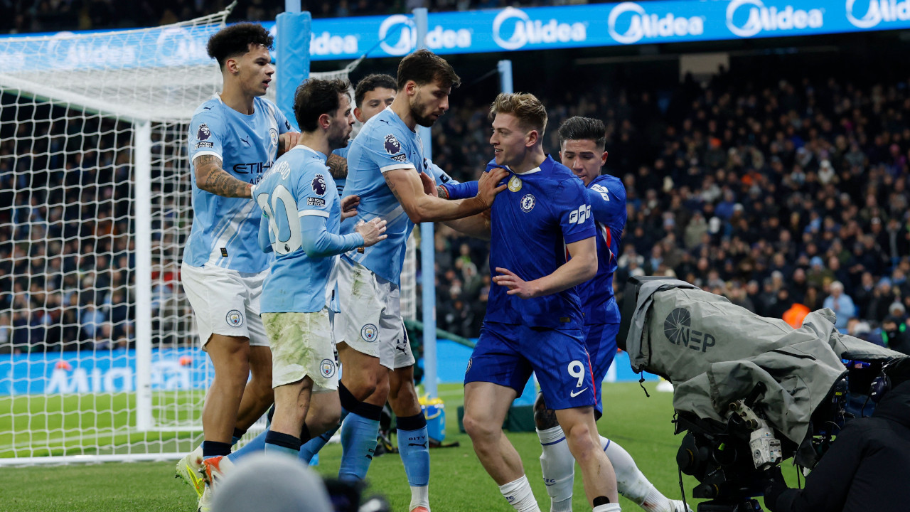 Manchester City'ye Chelsea'den 90+4 darbesi: Arsenal ile fark açıldı
