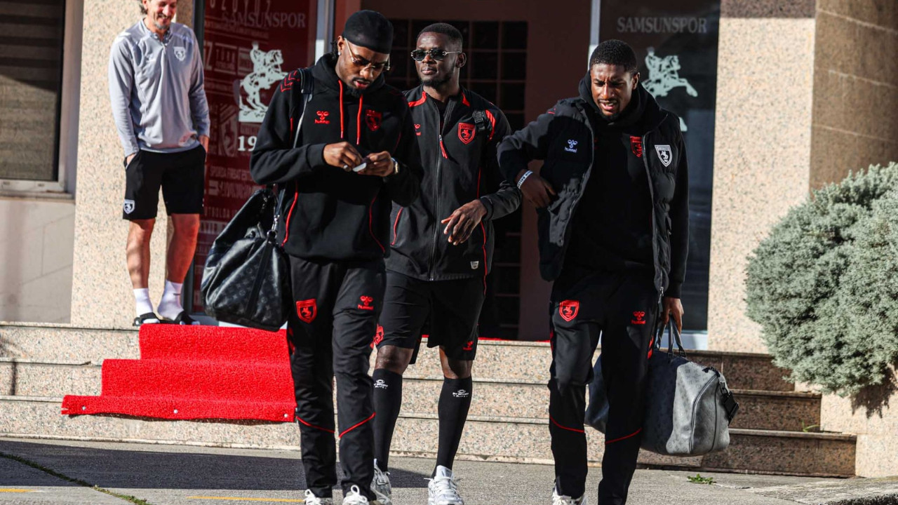 Samsunspor, Fenerbahçe maçı için Adana'ya uçtu